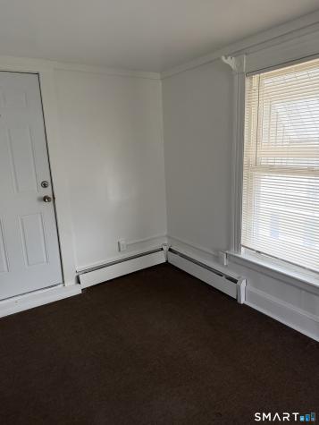 33 Pilgrim Avenue Waterbury CT 06704