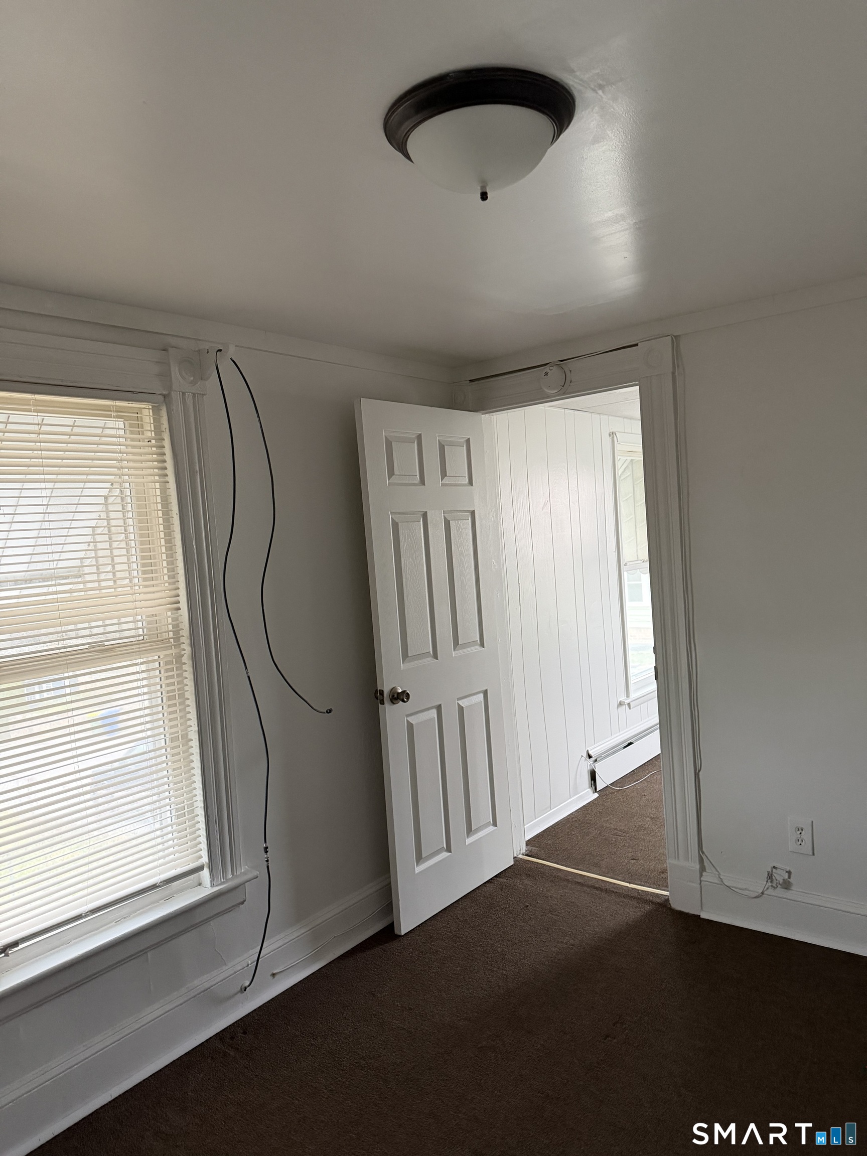 33 Pilgrim Avenue Waterbury CT 06704
