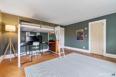 400 Quaker North Lane West Hartford CT 06119
