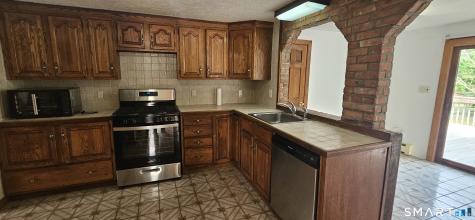 83 Forest Street East Hartford CT 06118