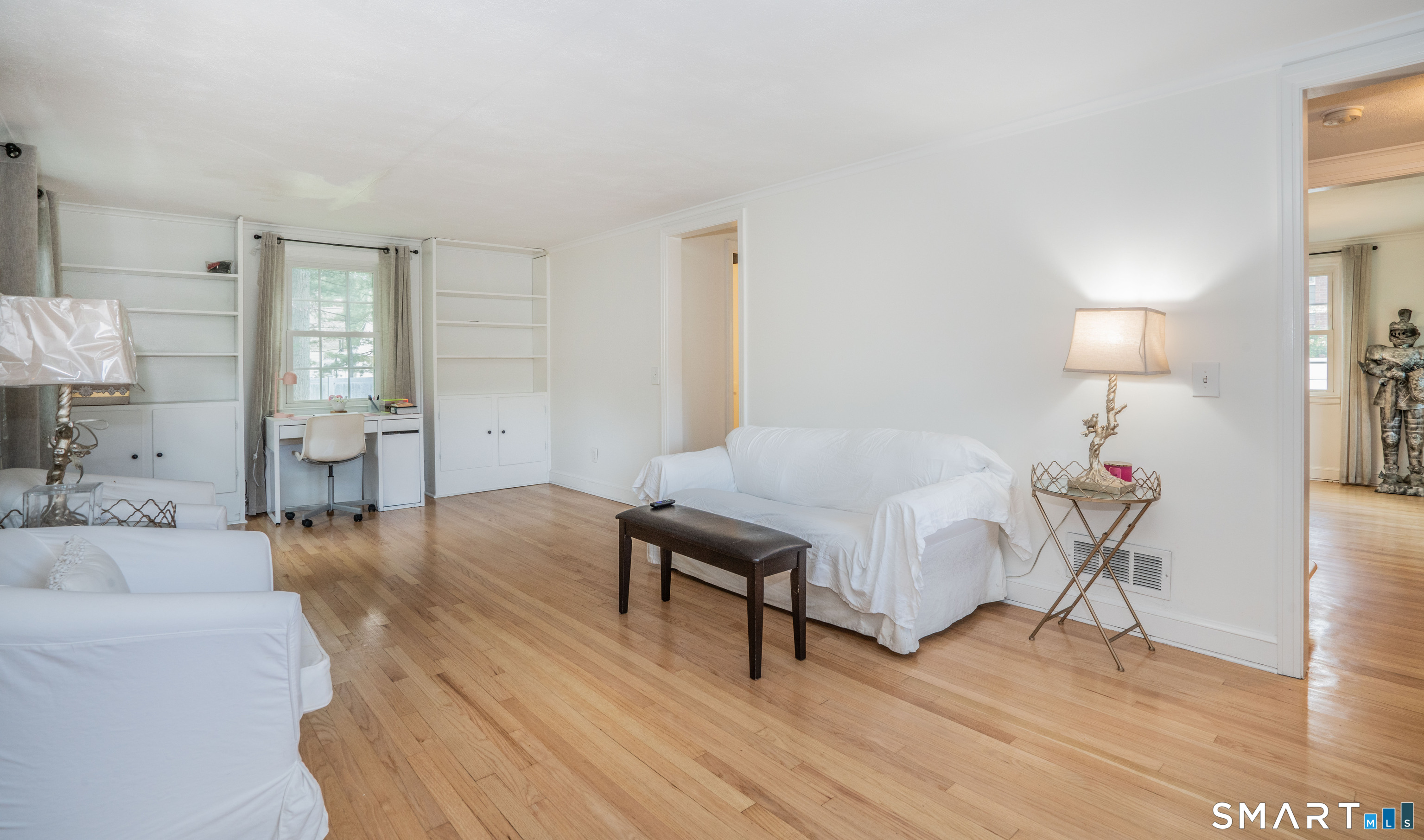 25 Greensview Drive West Hartford CT 06107
