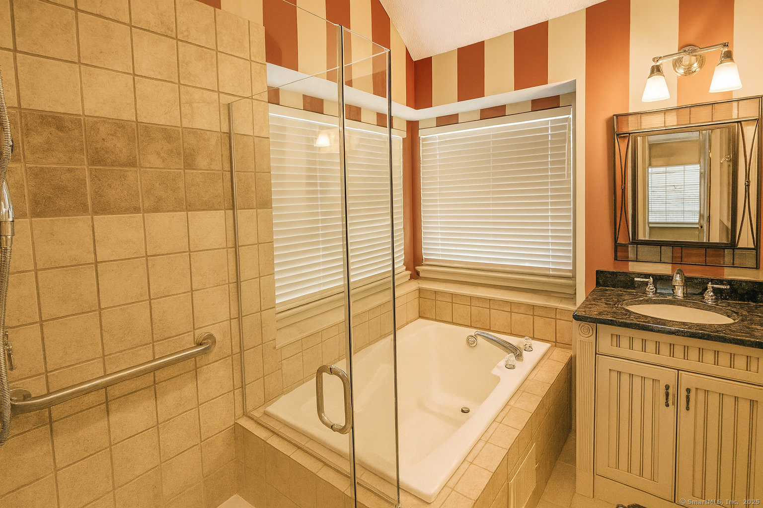 28 Edgewood Court Simsbury CT 06070