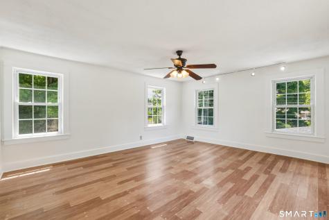945 Glastonbury Turnpike Portland CT 06480