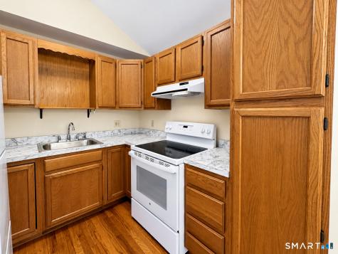 22 Peaceable Street Redding CT 06896