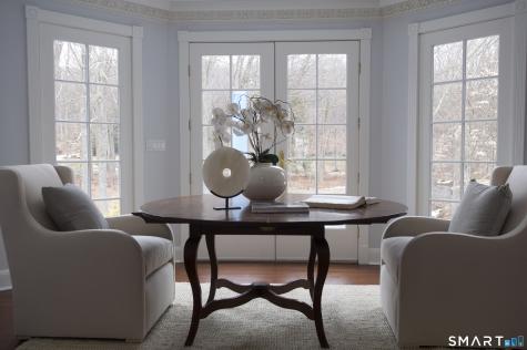 637 Valley Road New Canaan CT 06840