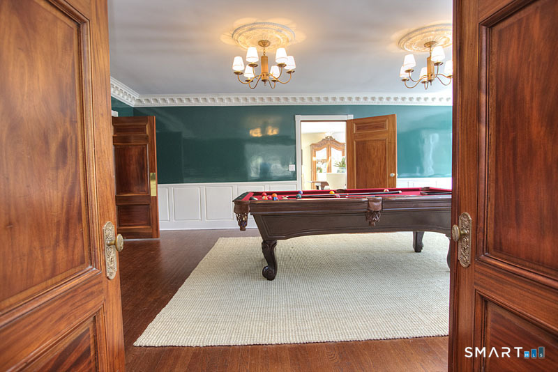 637 Valley Road New Canaan CT 06840