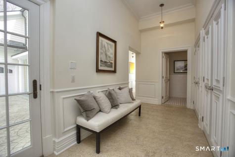 637 Valley Road New Canaan CT 06840