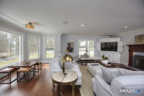 637 Valley Road New Canaan CT 06840
