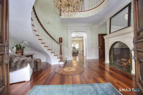 637 Valley Road New Canaan CT 06840