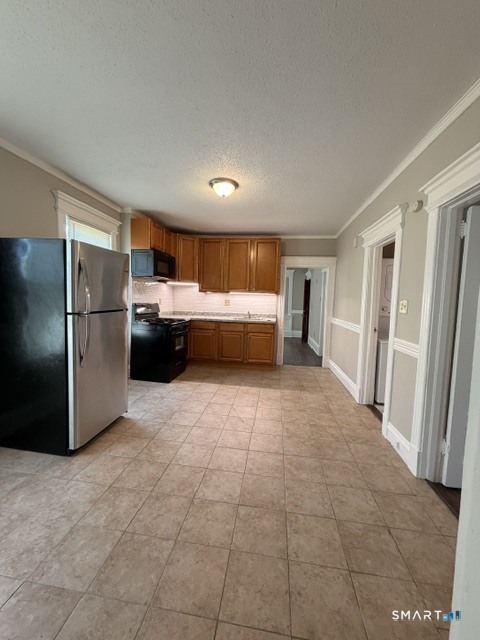 370 Maple Avenue Hartford CT 06114