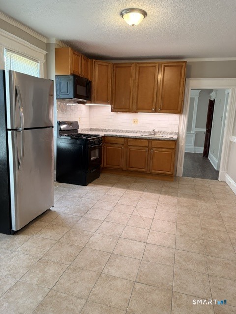 370 Maple Avenue Hartford CT 06114