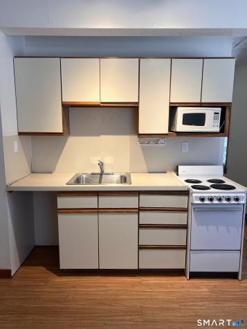 49 Ledyard Avenue Groton CT 06340