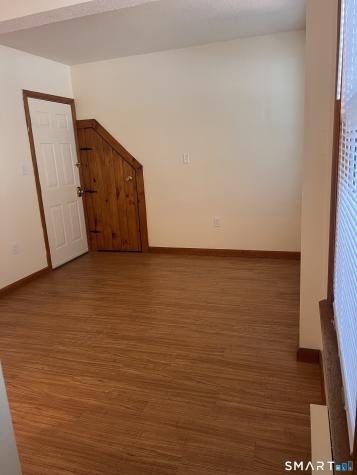 49 Ledyard Avenue Groton CT 06340