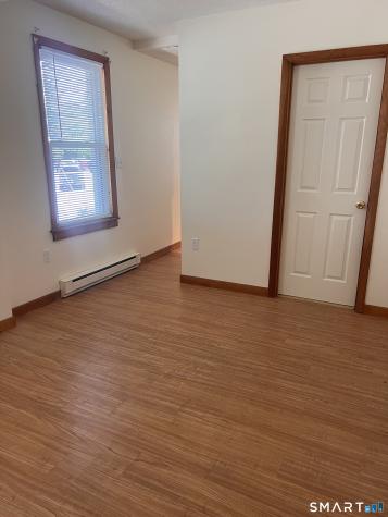 49 Ledyard Avenue Groton CT 06340