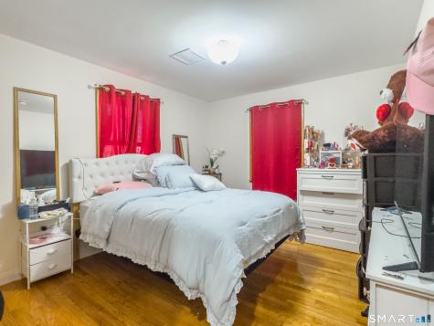 90 Seymour Street Waterbury CT 06708