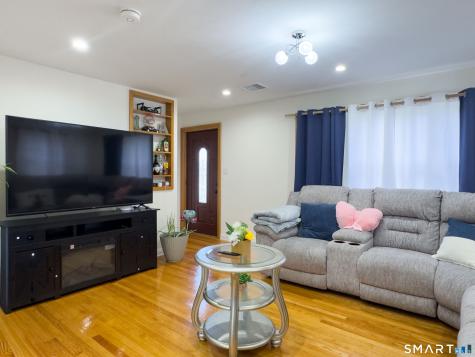 90 Seymour Street Waterbury CT 06708