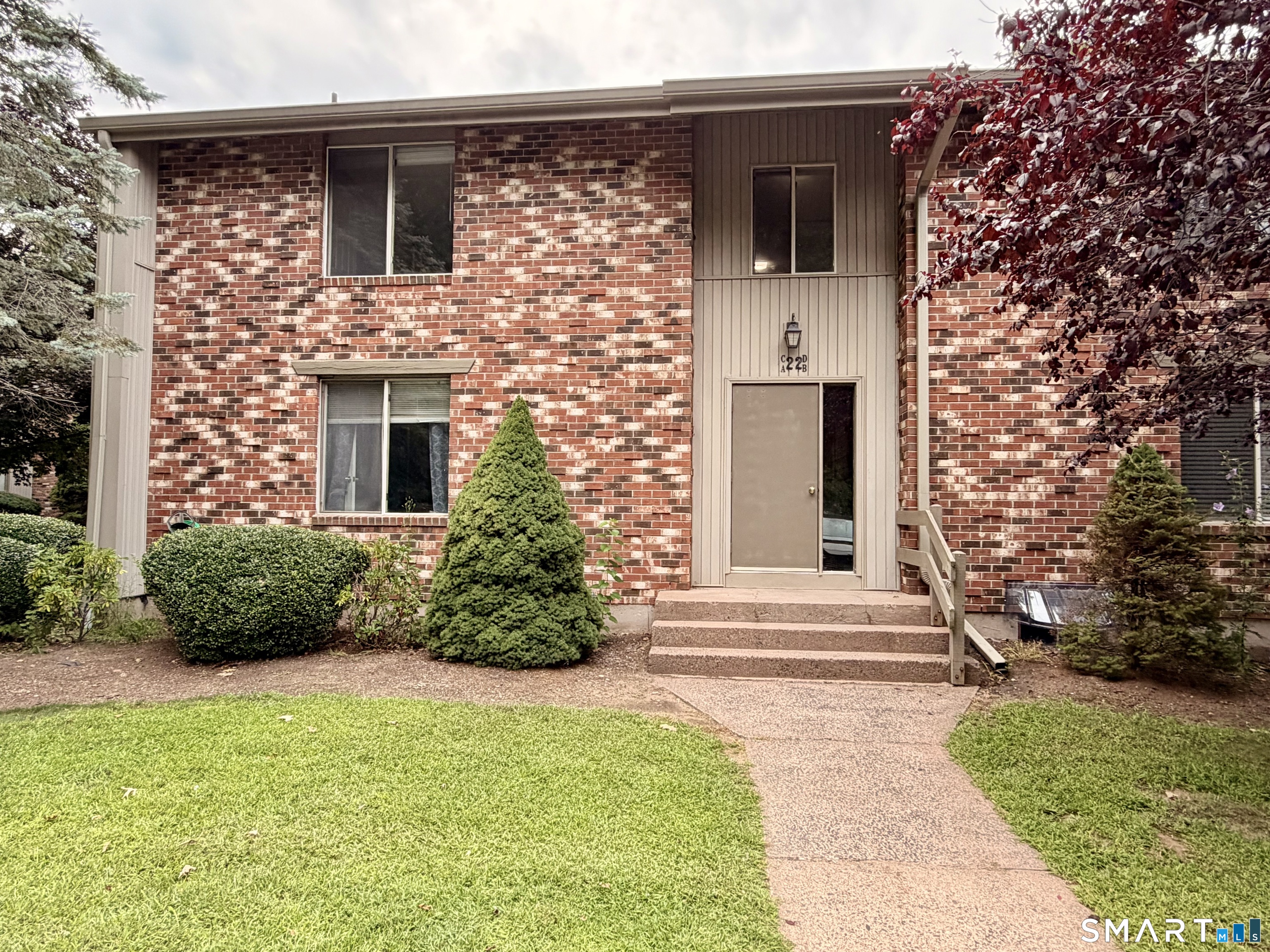 22 Amato Drive South Windsor CT 06074