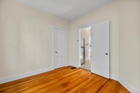56 Mansfield Street New Haven CT 06511