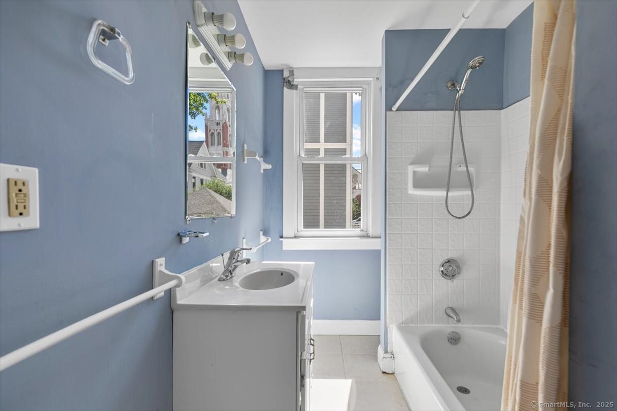 56 Mansfield Street New Haven CT 06511