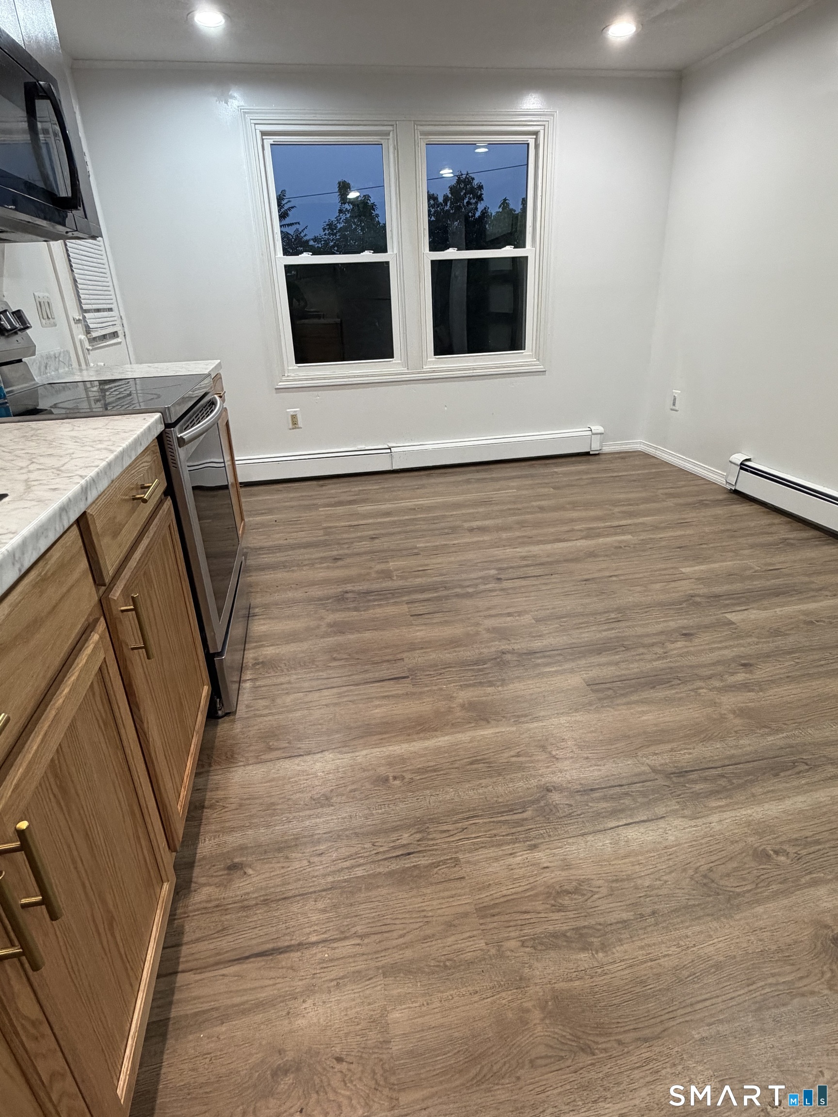 220 Emmett Avenue Derby CT 06418