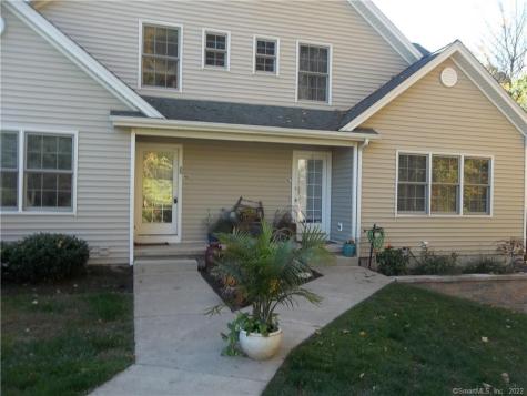 4 Reggie Way East Windsor CT 06016