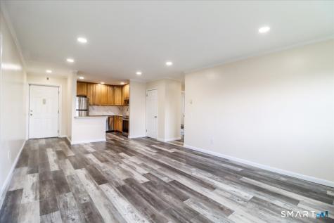 17 Fordyce Court New Milford CT 06776