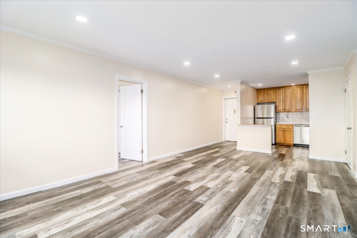 17 Fordyce Court New Milford CT 06776