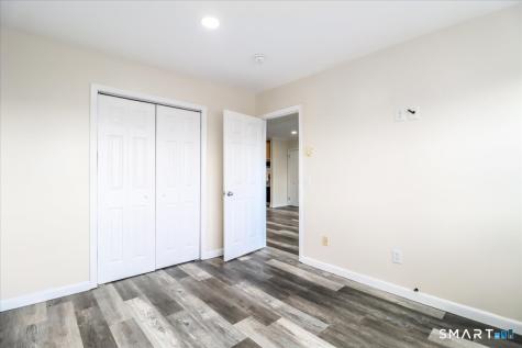 17 Fordyce Court New Milford CT 06776