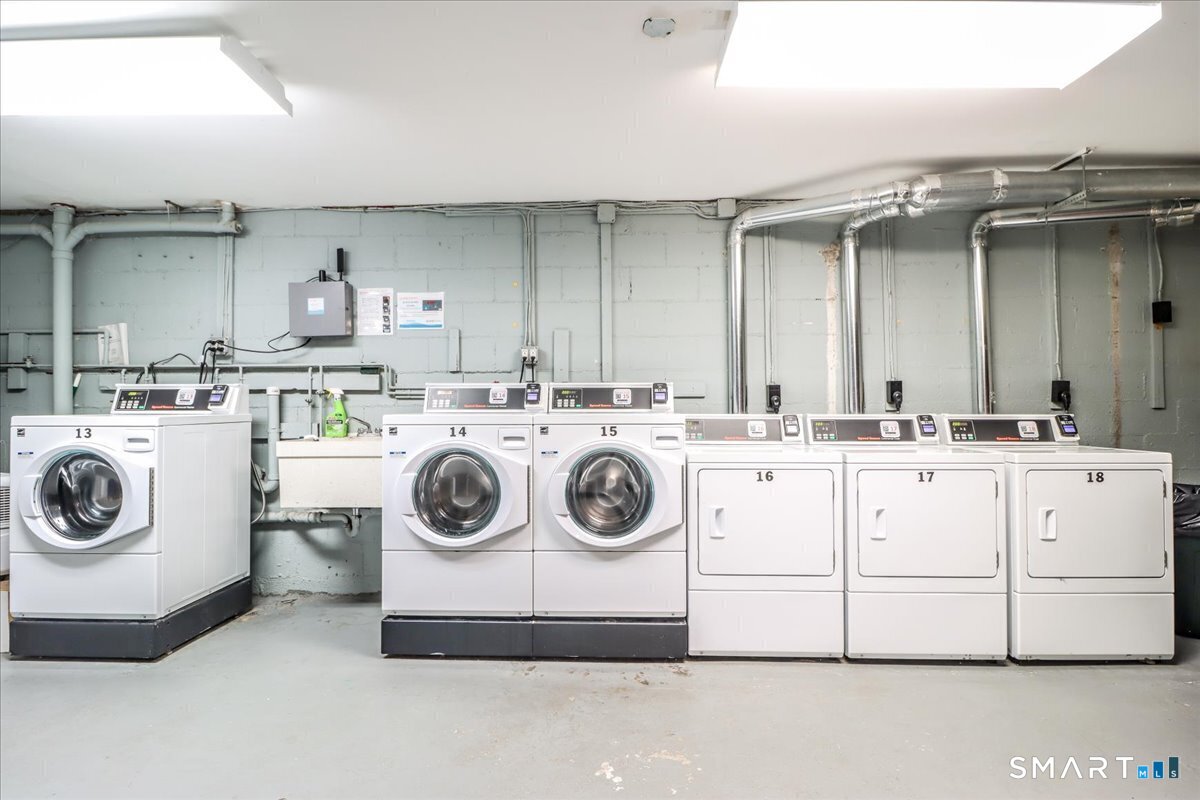 17 Fordyce Court New Milford CT 06776
