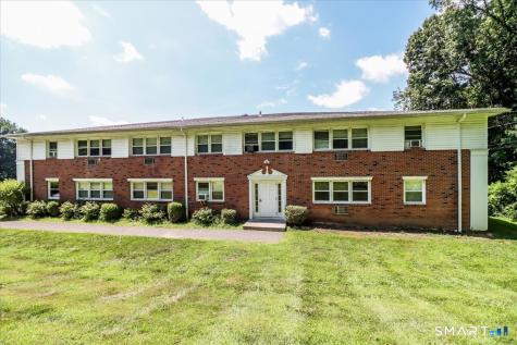 17 Fordyce Court New Milford CT 06776