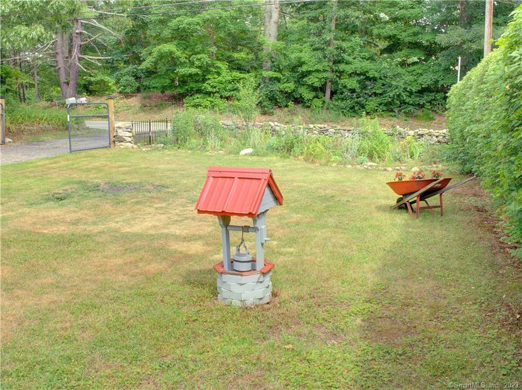 469 North Windham Road Windham CT 06256