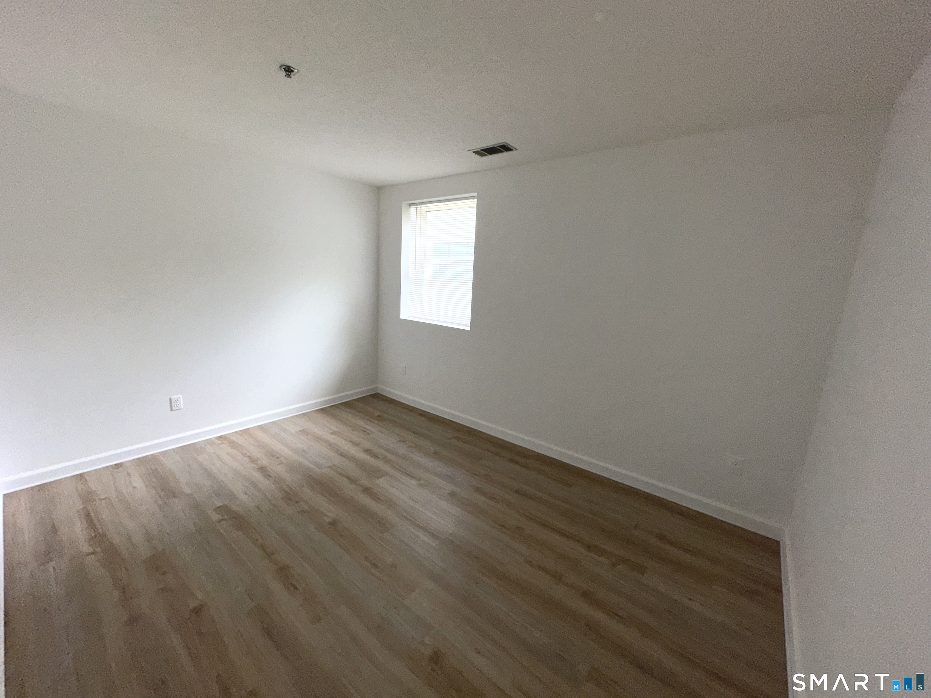 243 Judd Square Wallingford CT 06492