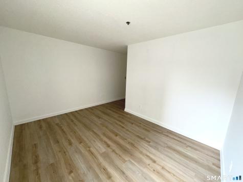 243 Judd Square Wallingford CT 06492