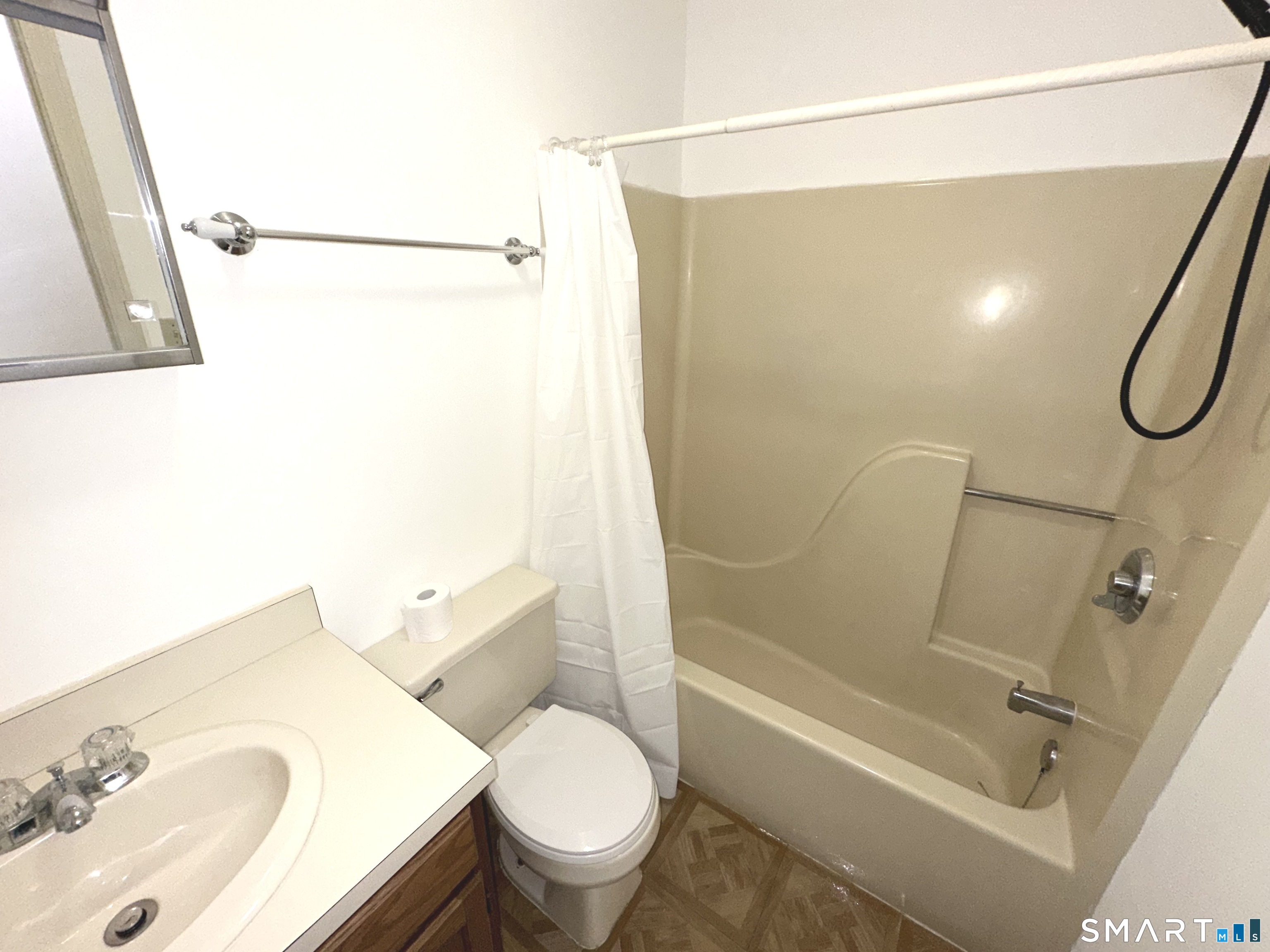 243 Judd Square Wallingford CT 06492