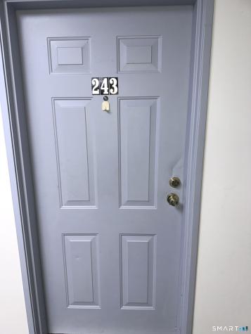 243 Judd Square Wallingford CT 06492