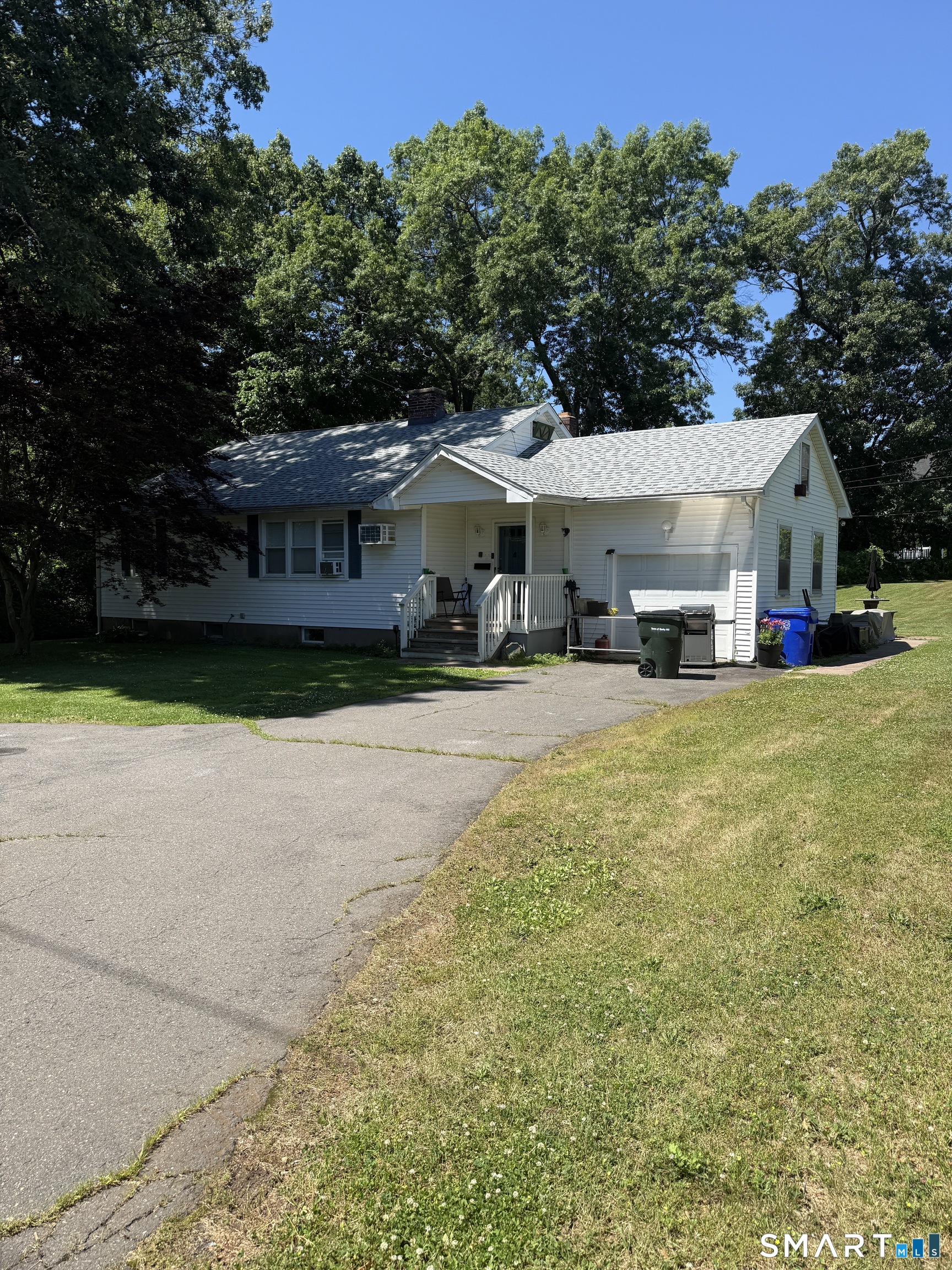 160 Dividend Road Rocky Hill CT 06067