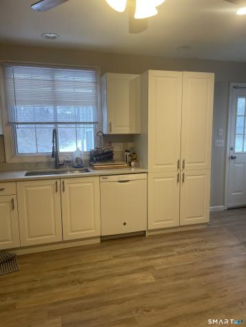 160 Dividend Road Rocky Hill CT 06067