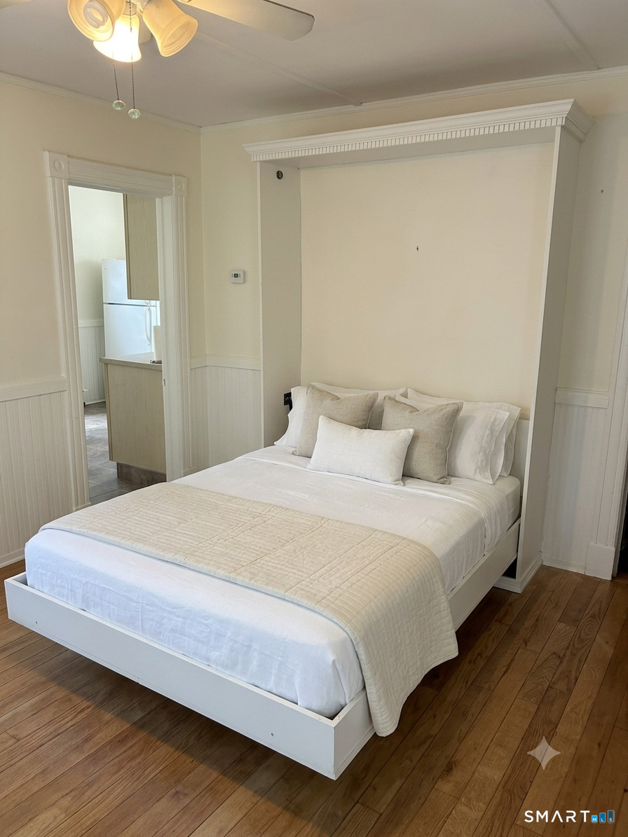 22 Grove Street Norwich CT 06360