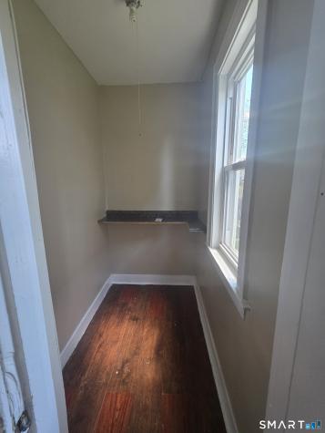242 Enfield Street Hartford CT 06112
