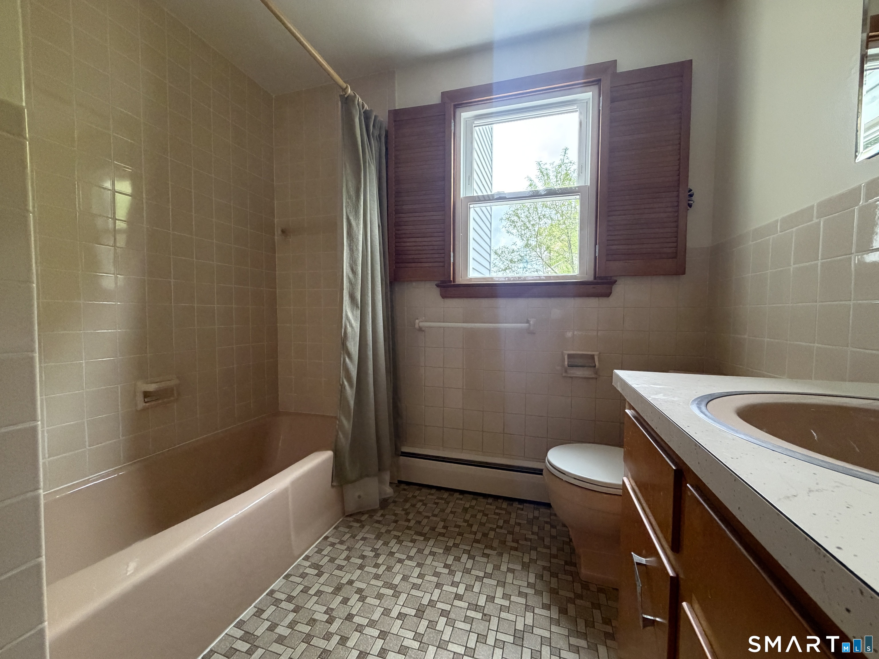 133 Pinehurst Avenue New Britain CT 06053