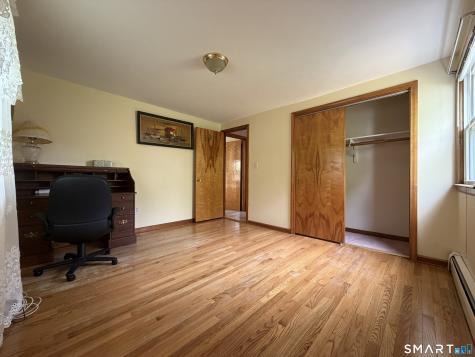 133 Pinehurst Avenue New Britain CT 06053