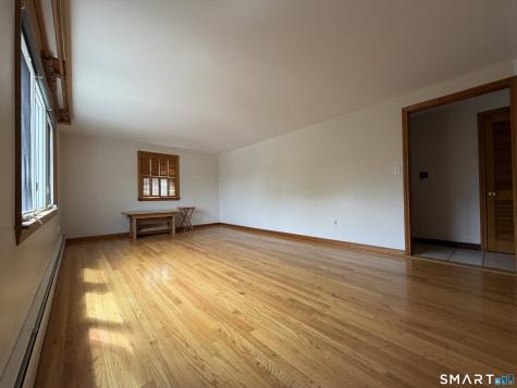 133 Pinehurst Avenue New Britain CT 06053