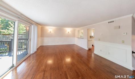 12 Harbour Village Branford CT 06405