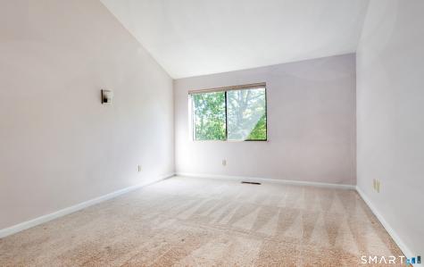 12 Harbour Village Branford CT 06405