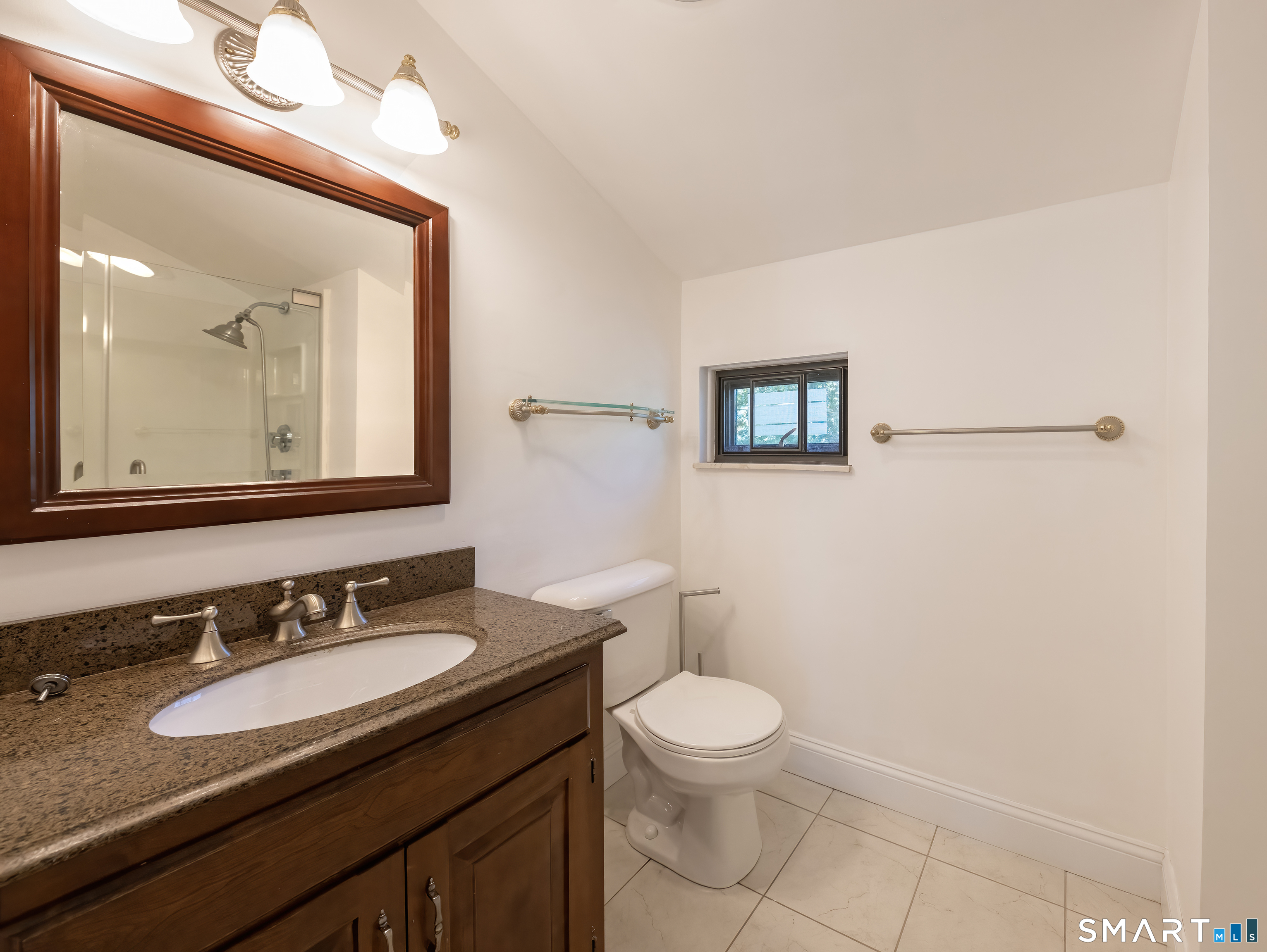 12 Harbour Village Branford CT 06405