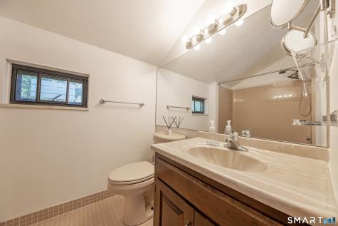 12 Harbour Village Branford CT 06405