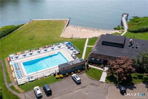 12 Harbour Village Branford CT 06405