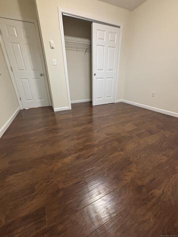 14 Elmview Circle Waterbury CT 06708