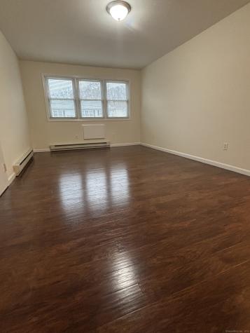 14 Elmview Circle Waterbury CT 06708