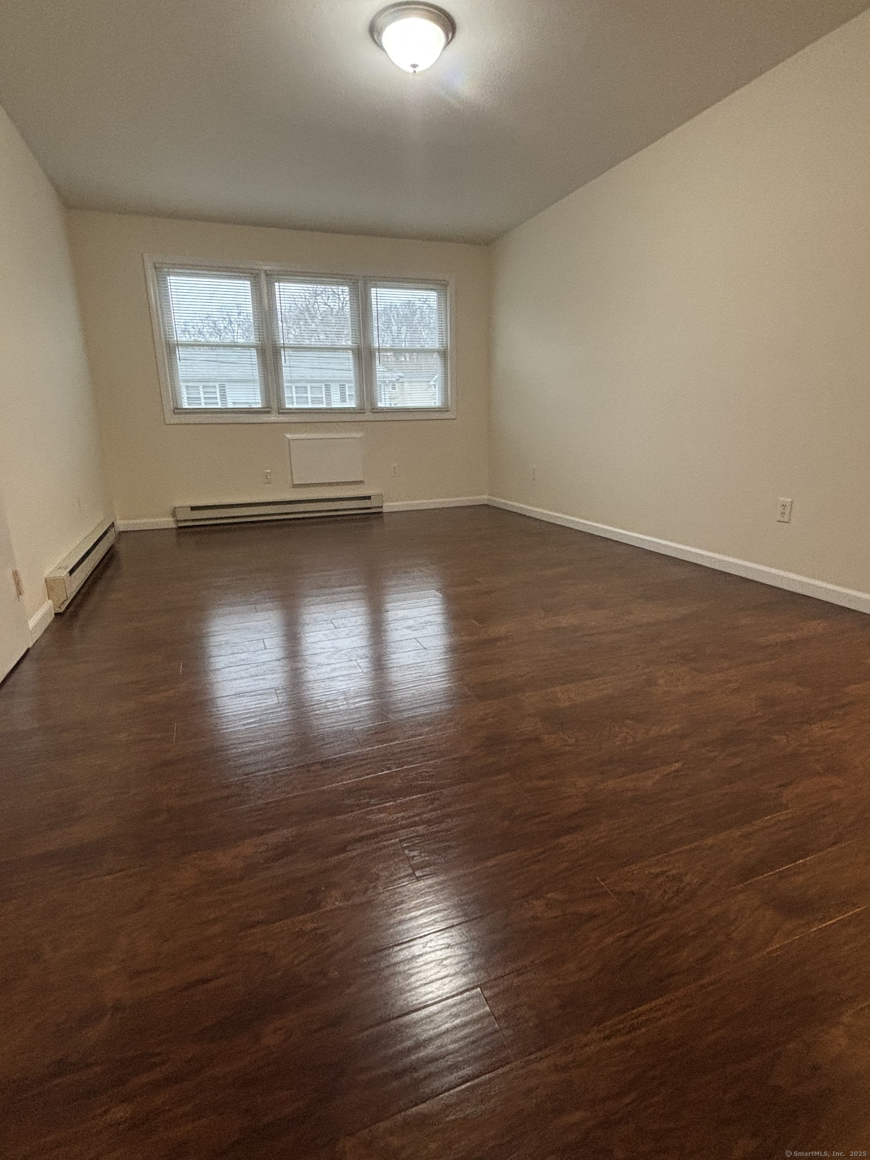 14 Elmview Circle Waterbury CT 06708